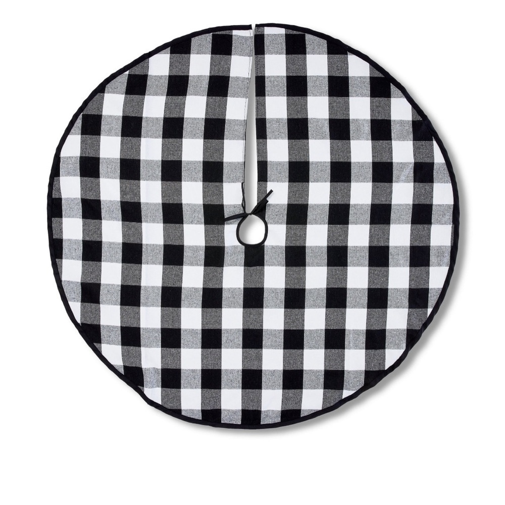Nwt buffalo check Christmas tree skirt 48” holiday time